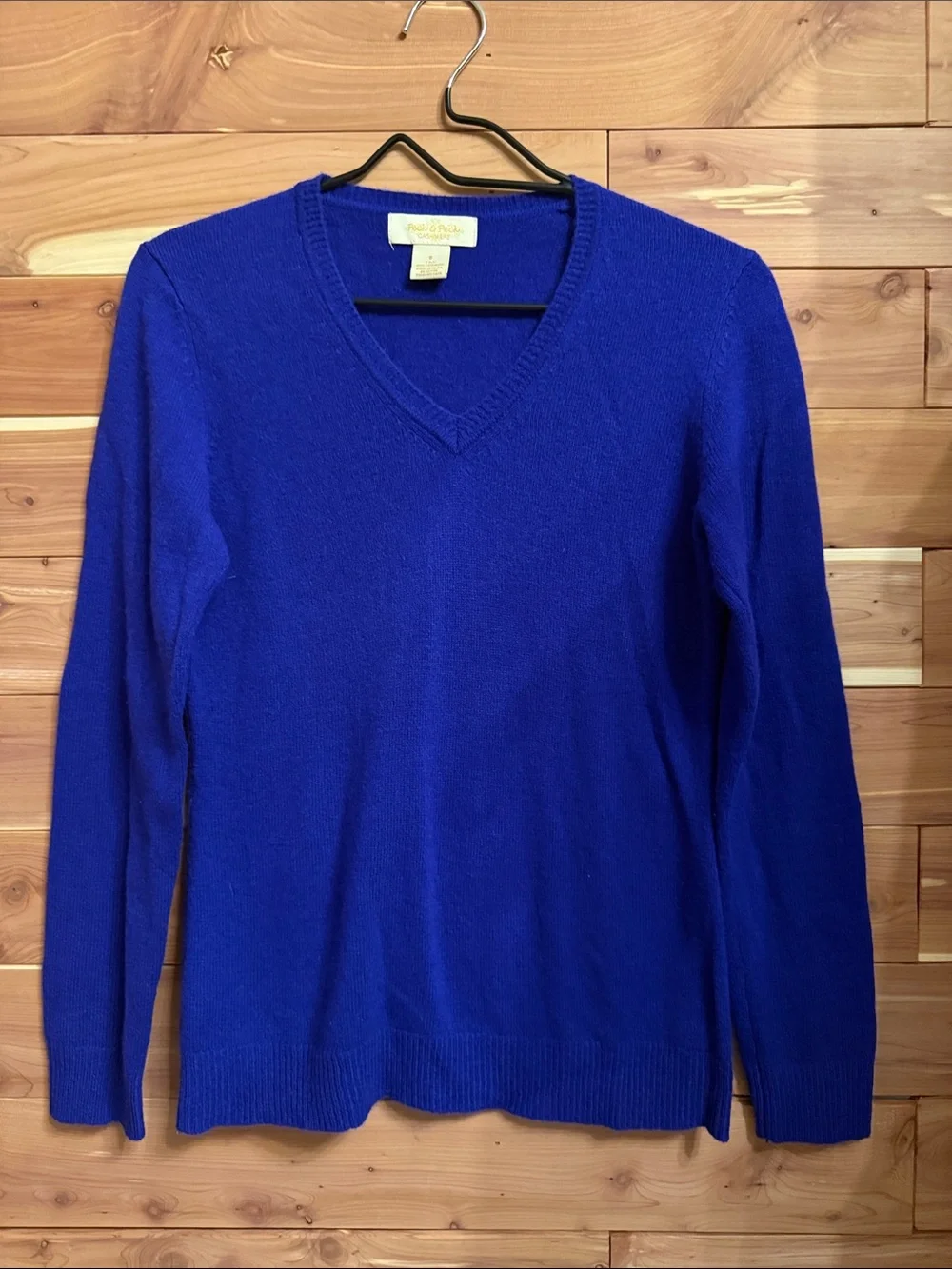 Peck & Peck Women's V-Neck Sweater in Cobalt Blue